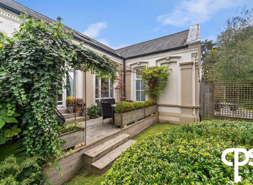 Apt 10, 17 The Walled Garden, Belfast, BT4 2WG