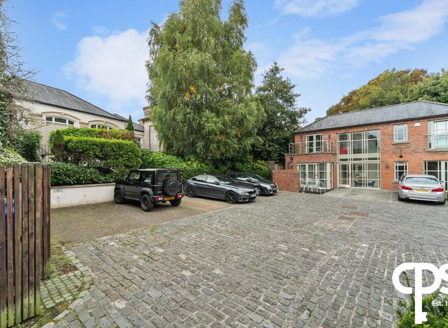 Apt 10, 17 The Walled Garden, Belfast, BT4 2WG