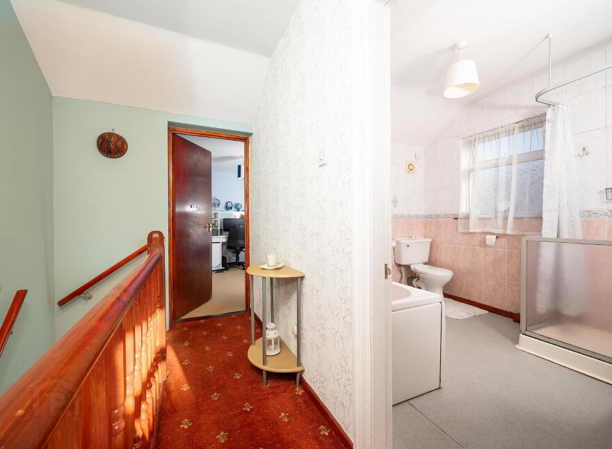 1 Lisavon Parade, Belfast, BT4 1LE