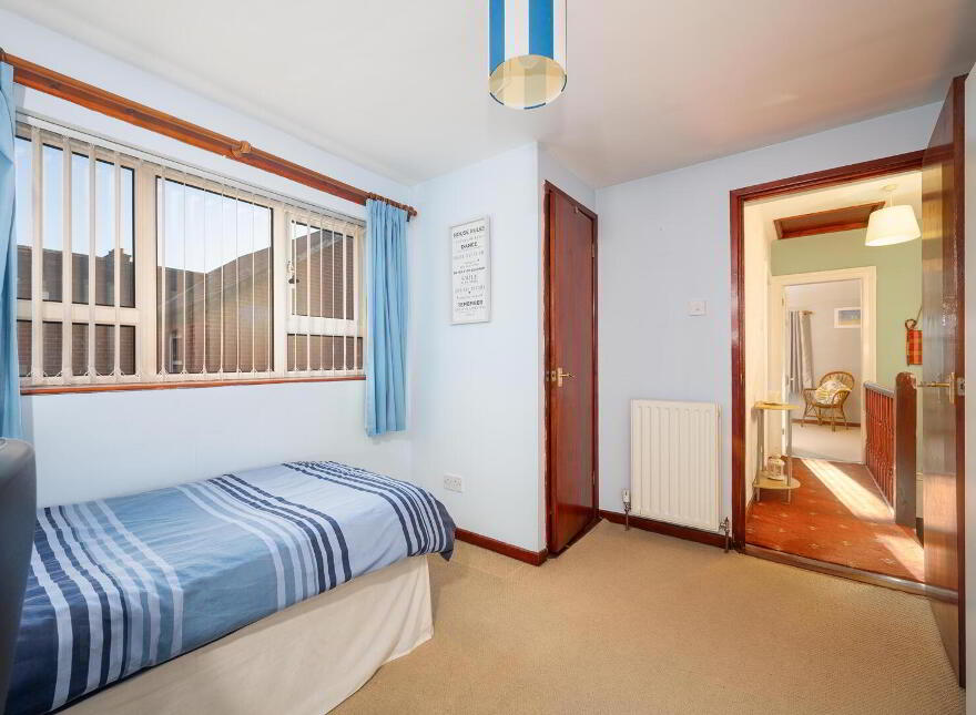 1 Lisavon Parade, Belfast, BT4 1LE