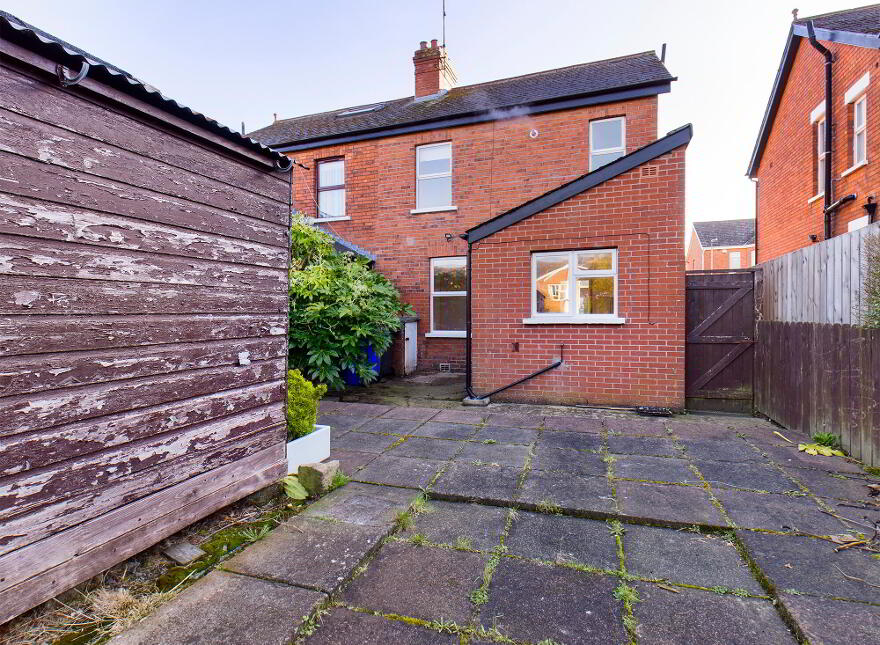 121 Haypark Avenue, Belfast, BT7 3FG
