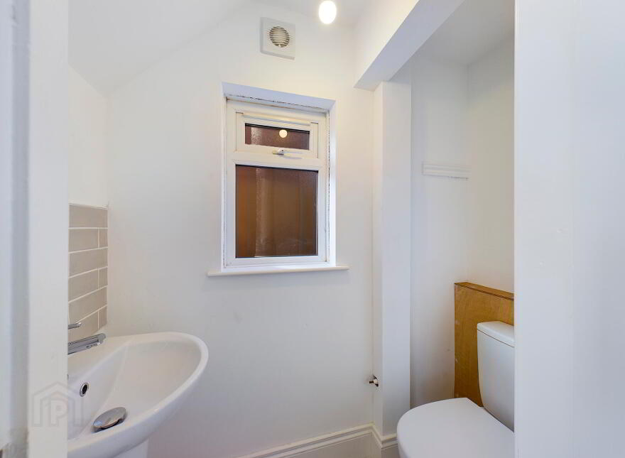121 Haypark Avenue, Belfast, BT7 3FG