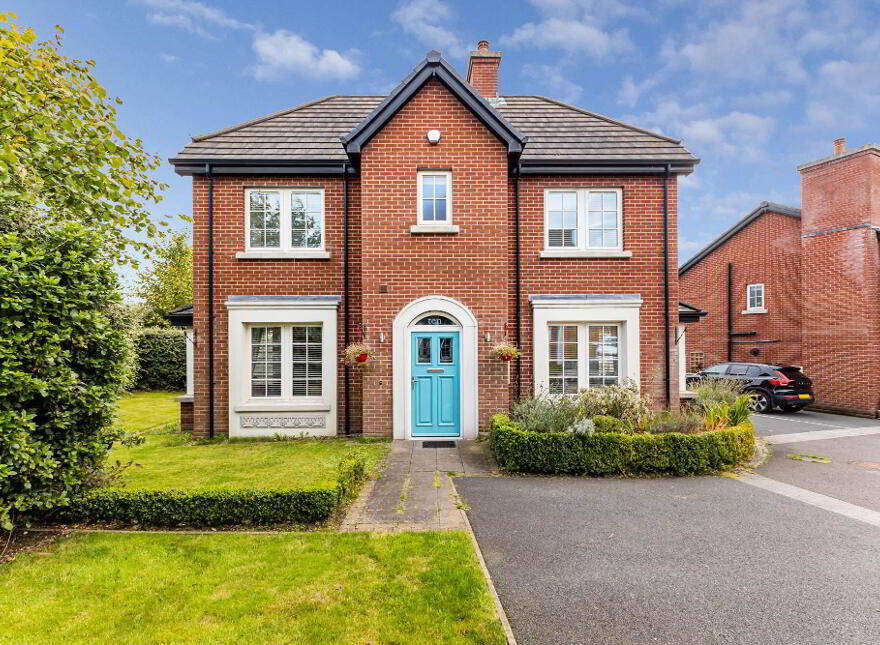 10 Woodfort Gardens, Lisburn, BT28 3QN