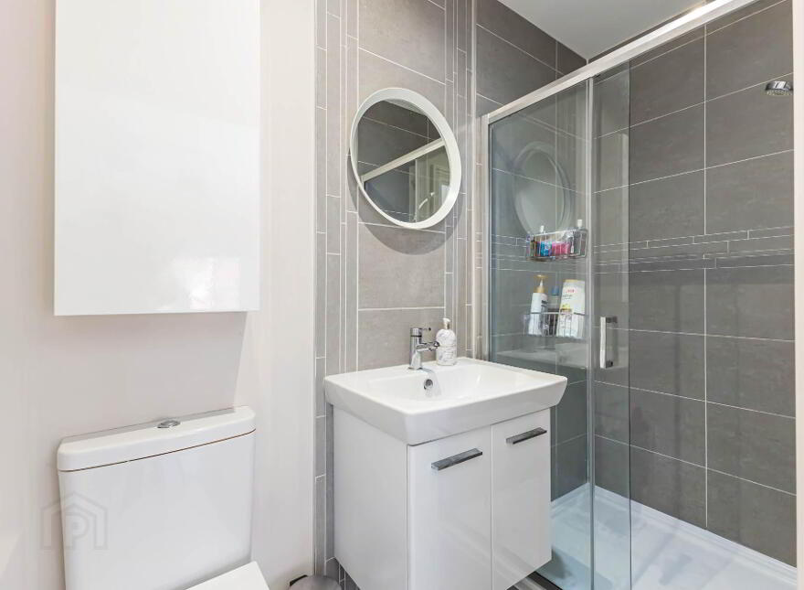 10 Woodfort Gardens, Lisburn, BT28 3QN