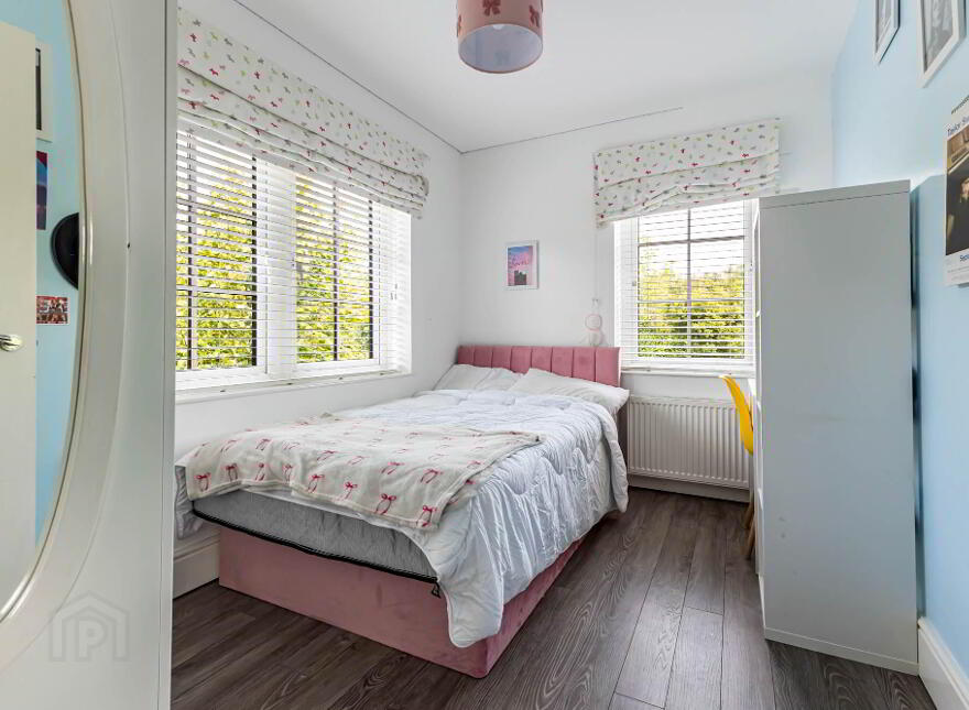 10 Woodfort Gardens, Lisburn, BT28 3QN