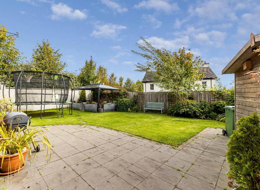 10 Woodfort Gardens, Lisburn, BT28 3QN