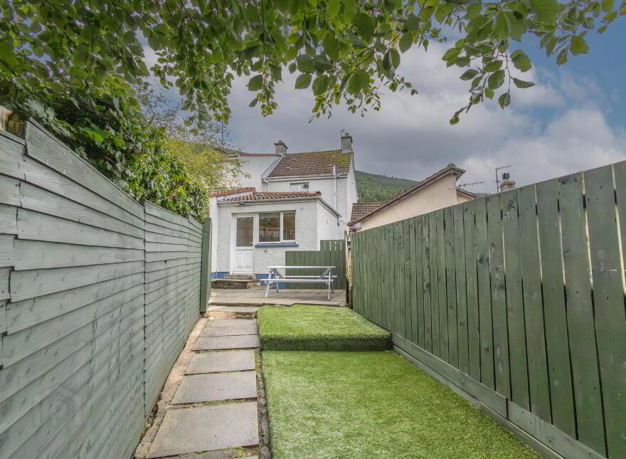 3 Newtown Row, Rostrevor, Newry, BT34 3DG