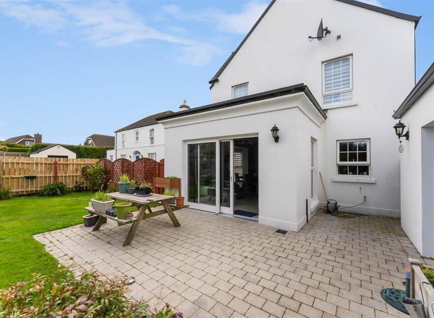 6 Saul Meadows, Downpatrick, BT30 6WU