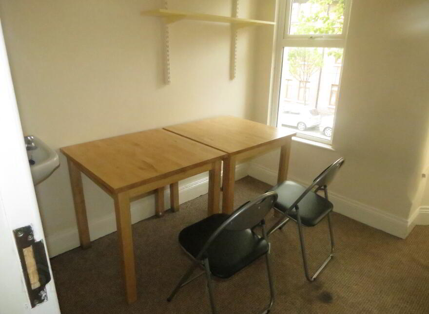 120 University Avenue, Belfast, BT7 1GZ