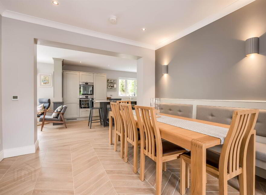 12 Mount Eden Park, Belfast, BT9 6RA