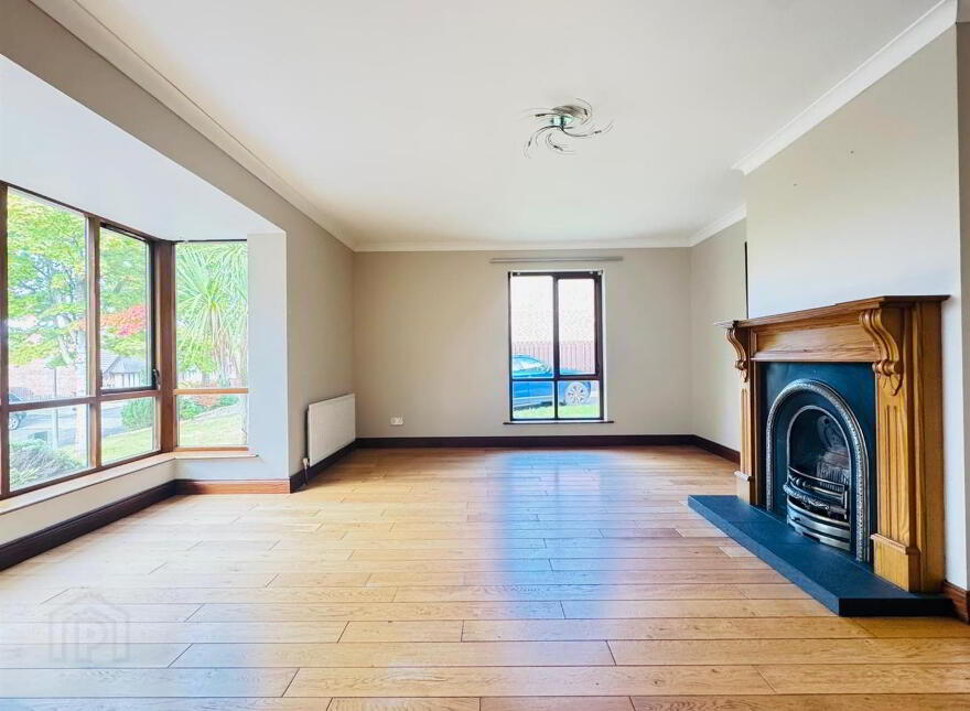 23 The Cairn, Carnmoney, Newtownabbey, BT36 6YF