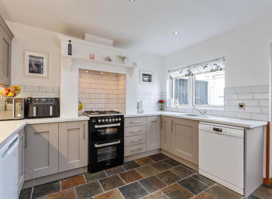 7 The Pines, Bangor, BT19 7RZ