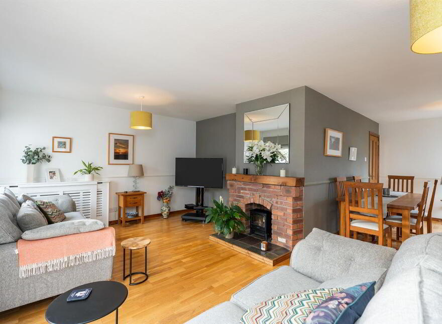7 The Pines, Bangor, BT19 7RZ