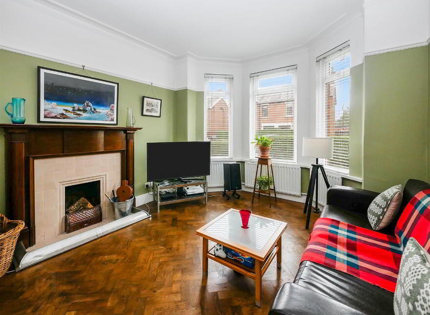 25 Gibson Park Gardens, Cregagh Road, Belfast, BT6 9GN