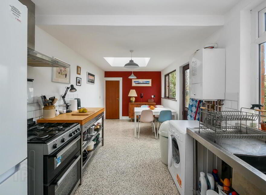 25 Gibson Park Gardens, Cregagh Road, Belfast, BT6 9GN
