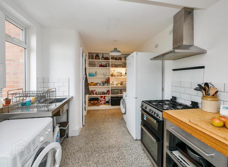 25 Gibson Park Gardens, Cregagh Road, Belfast, BT6 9GN