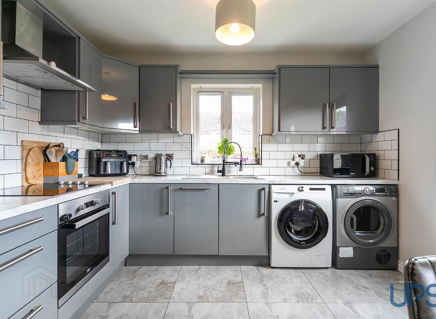 2 Larkspur Rise, Suffolk Road, Belfast, BT11 9RW