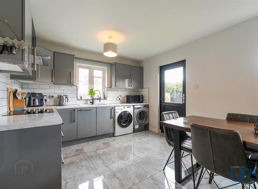 2 Larkspur Rise, Suffolk Road, Belfast, BT11 9RW