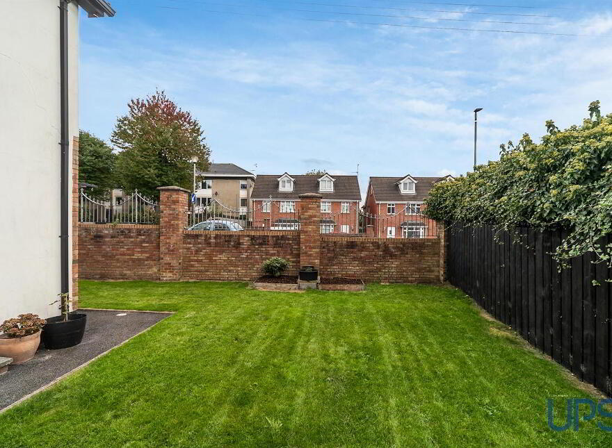 2 Larkspur Rise, Suffolk Road, Belfast, BT11 9RW