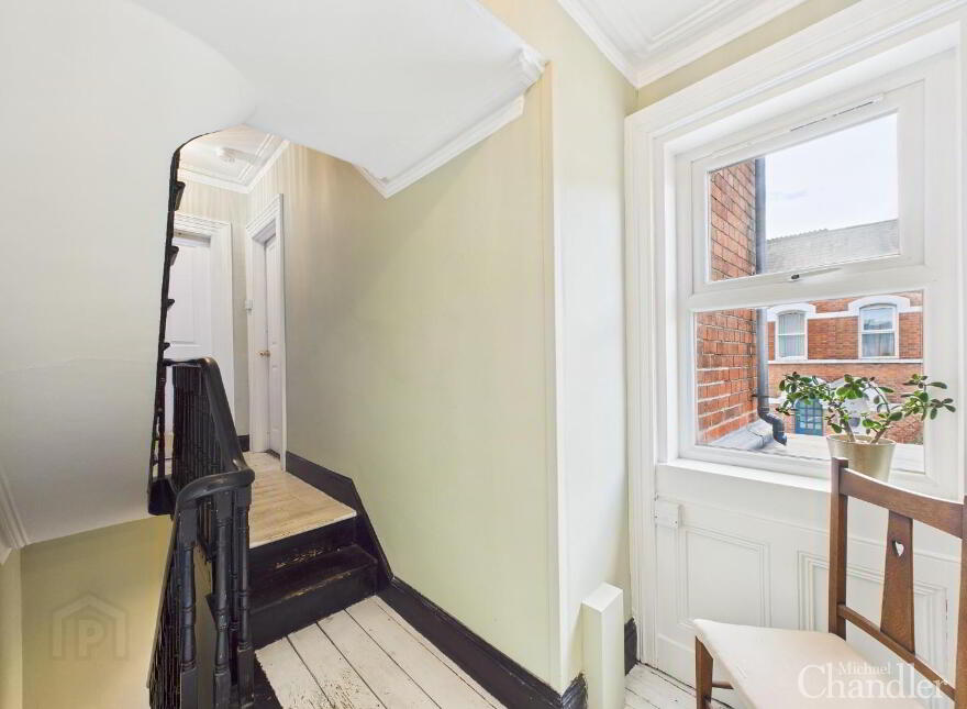 12 Haywood Avenue, Belfast, BT7 3EU