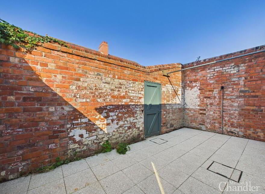 12 Haywood Avenue, Belfast, BT7 3EU