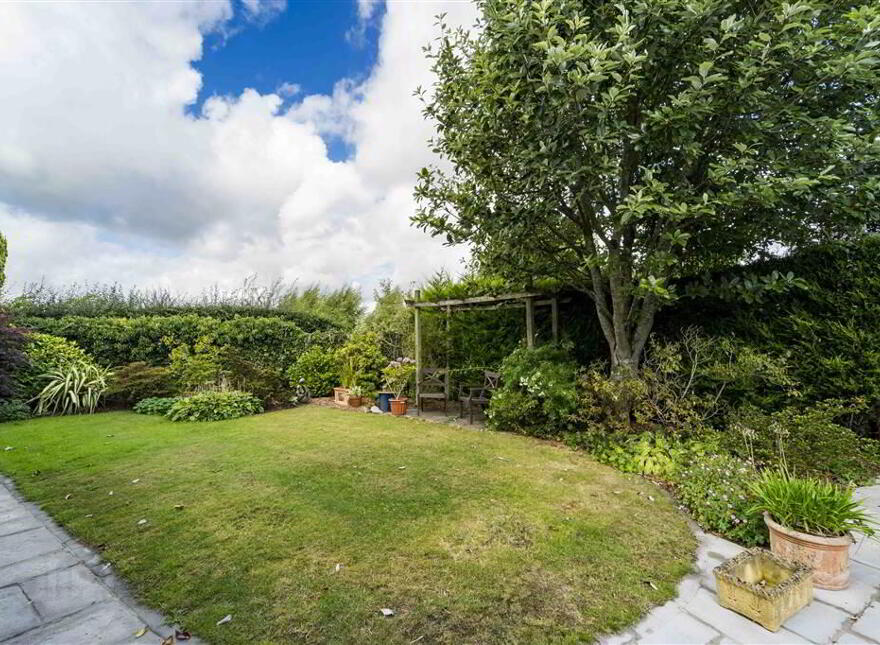 18 Gloucester Park, Royal Hillsborough, BT26 6HE