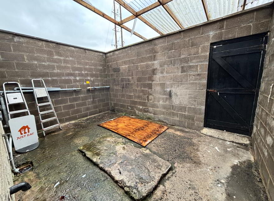 8 Hawthorn Grove, Carrickfergus, BT38 8EG