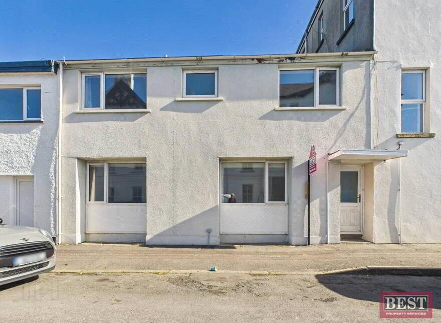 6 Princes Street, Warrenpoint, Newry, BT34 3NU
