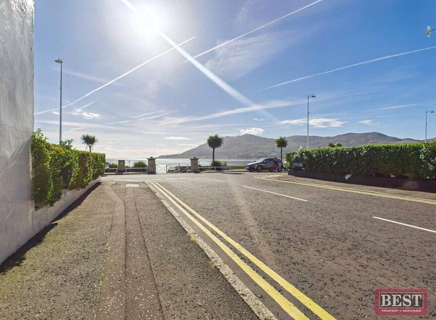 6 Princes Street, Warrenpoint, Newry, BT34 3NU