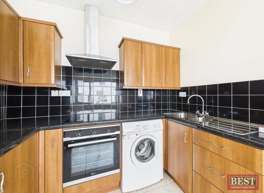 6 Princes Street, Warrenpoint, Newry, BT34 3NU