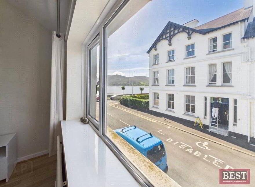 6 Princes Street, Warrenpoint, Newry, BT34 3NU