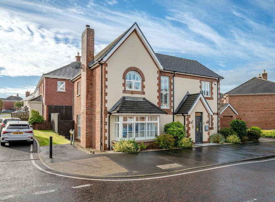 5 Millreagh Avenue, Dundonald, Belfast, BT16 1TZ