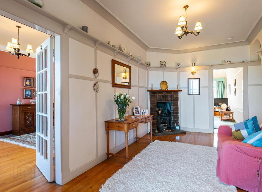 118 Warren Road, Donaghadee, BT21 0PQ