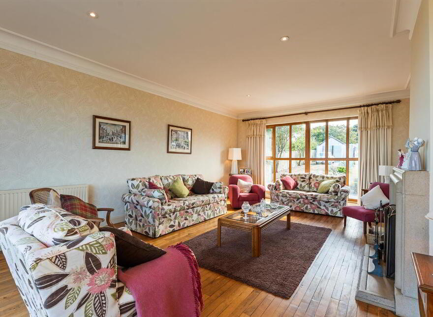 118 Warren Road, Donaghadee, BT21 0PQ