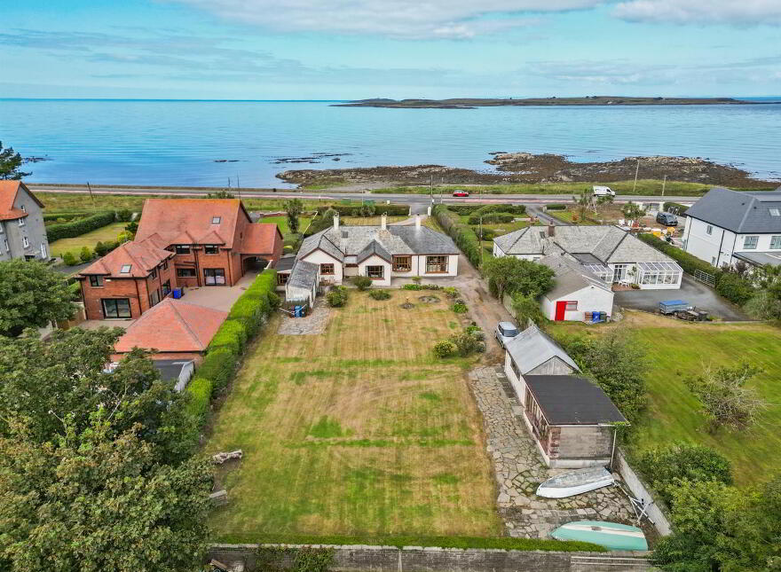 118 Warren Road, Donaghadee, BT21 0PQ