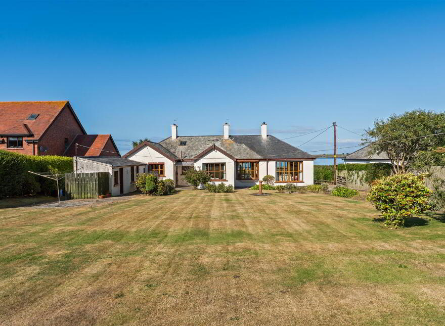 118 Warren Road, Donaghadee, BT21 0PQ