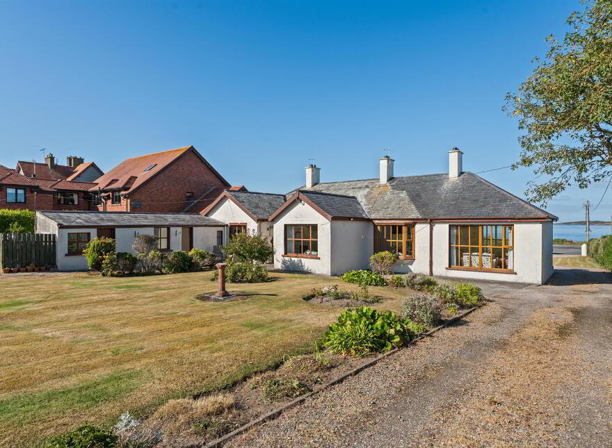 118 Warren Road, Donaghadee, BT21 0PQ