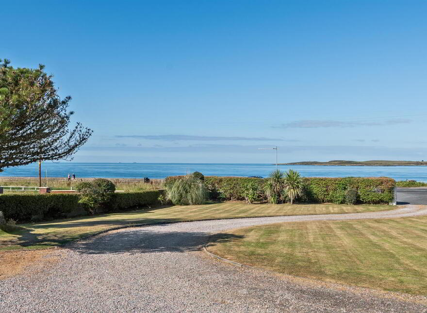 118 Warren Road, Donaghadee, BT21 0PQ