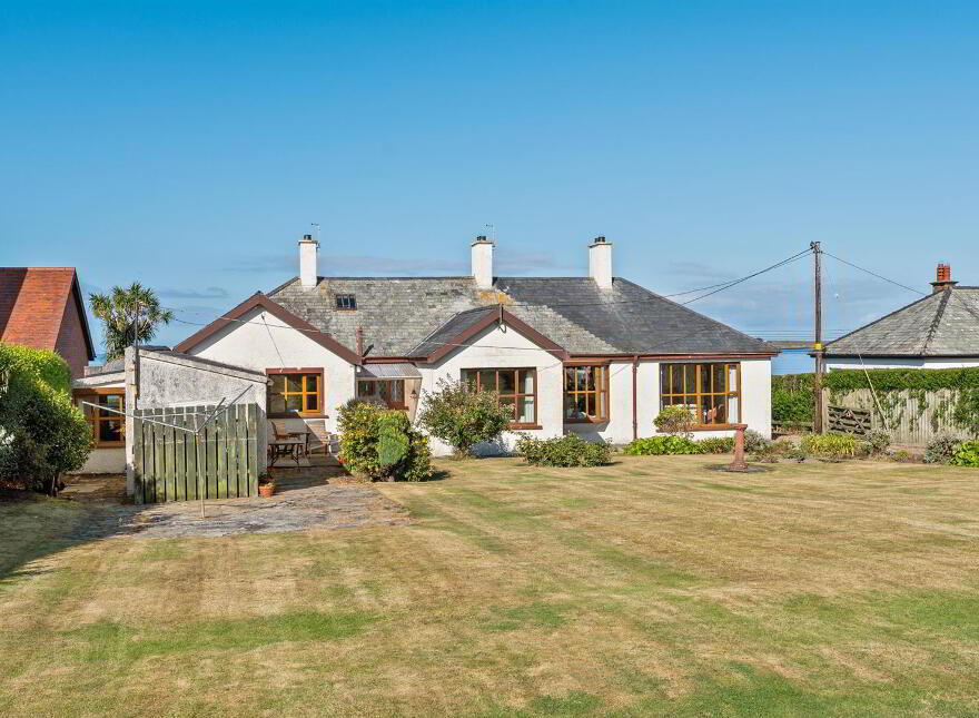 118 Warren Road, Donaghadee, BT21 0PQ