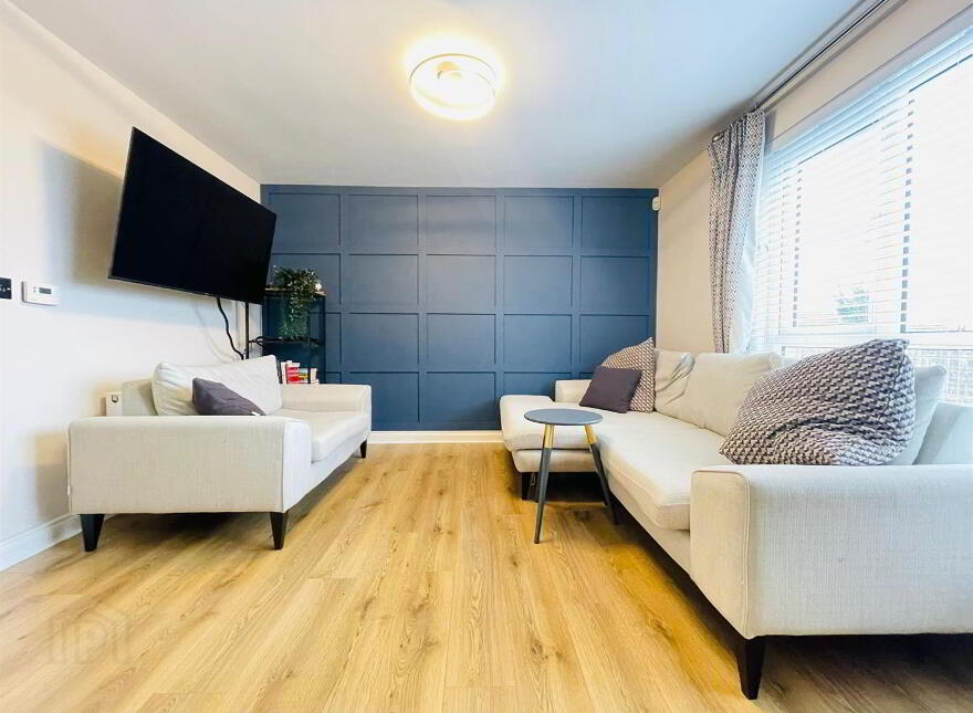6 Ballyveigh Brae, Ballygore Road, Antrim, BT41 2GW