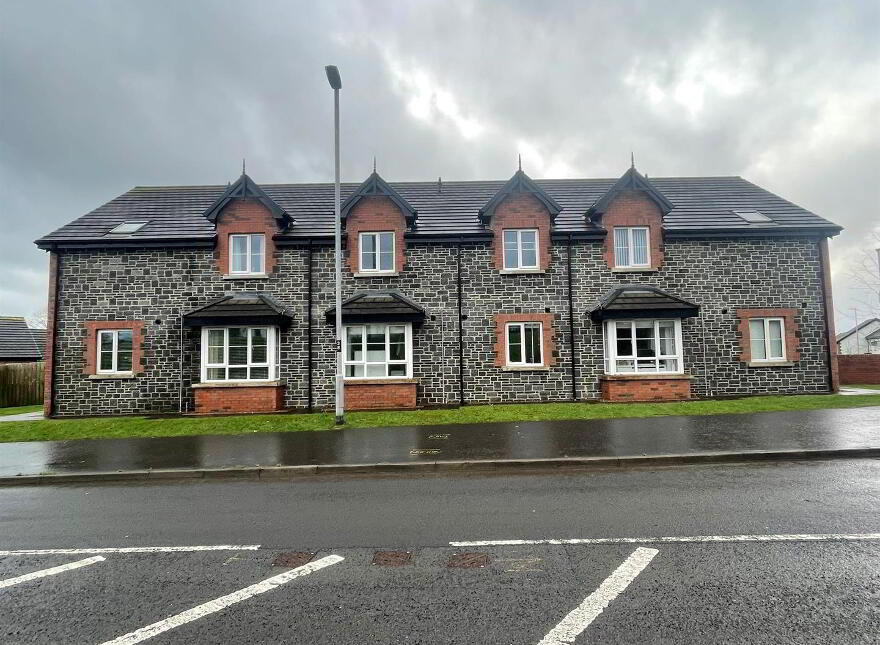 6 Ballyveigh Brae, Ballygore Road, Antrim, BT41 2GW