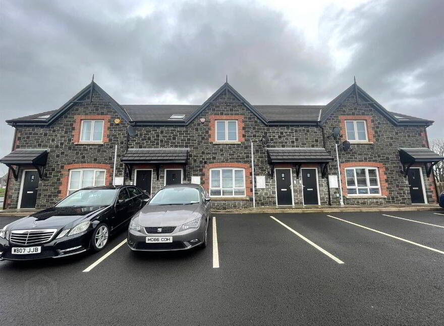 6 Ballyveigh Brae, Ballygore Road, Antrim, BT41 2GW photo