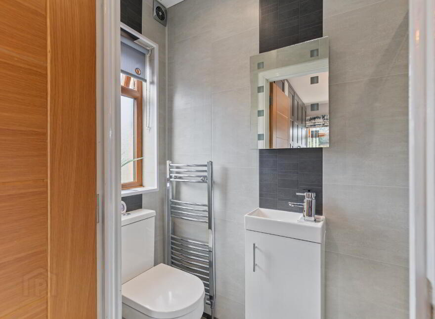 21 Squires View, Belfast, BT14 8FS