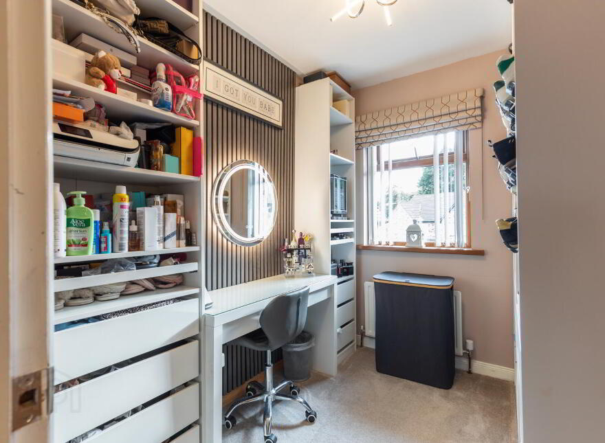 21 Squires View, Belfast, BT14 8FS