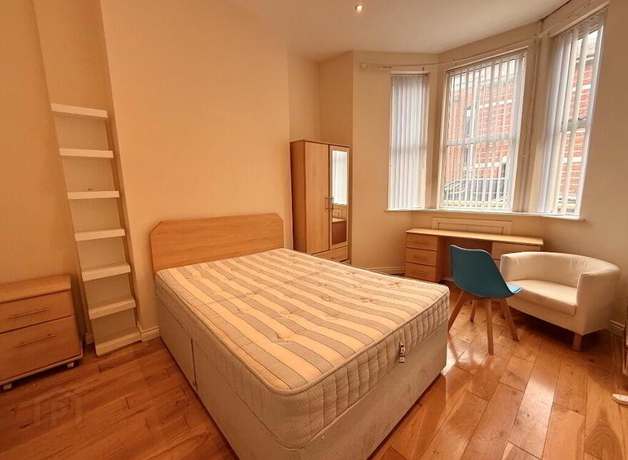 75 Fitzwilliam Street, Belfast, BT9 6AX