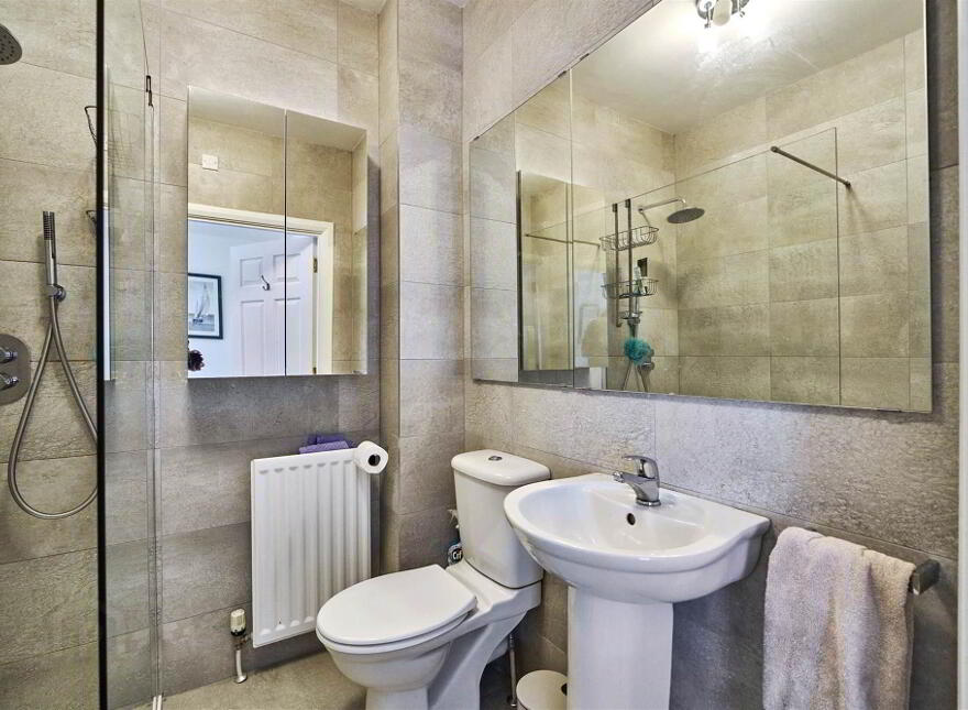 8 Manor Farm Crescent, Donaghadee, BT21 0FE