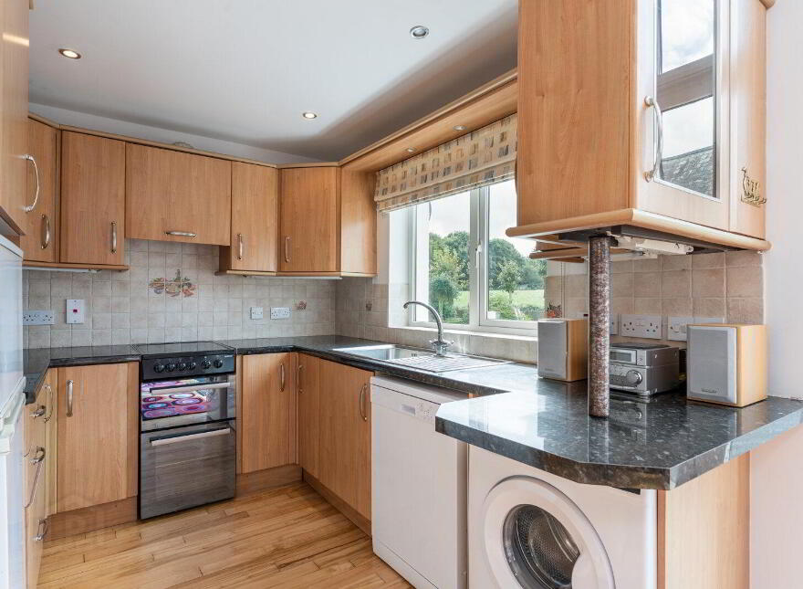 96 Warren Road, Donaghadee, BT21 0PQ