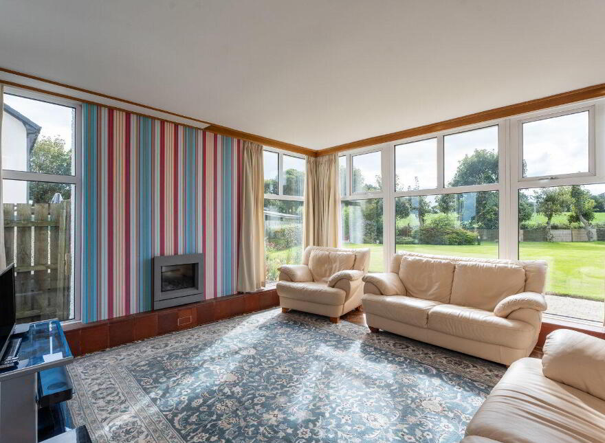 96 Warren Road, Donaghadee, BT21 0PQ