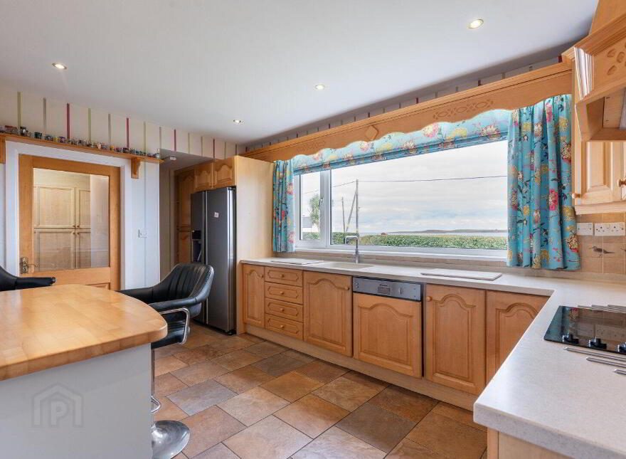 96 Warren Road, Donaghadee, BT21 0PQ