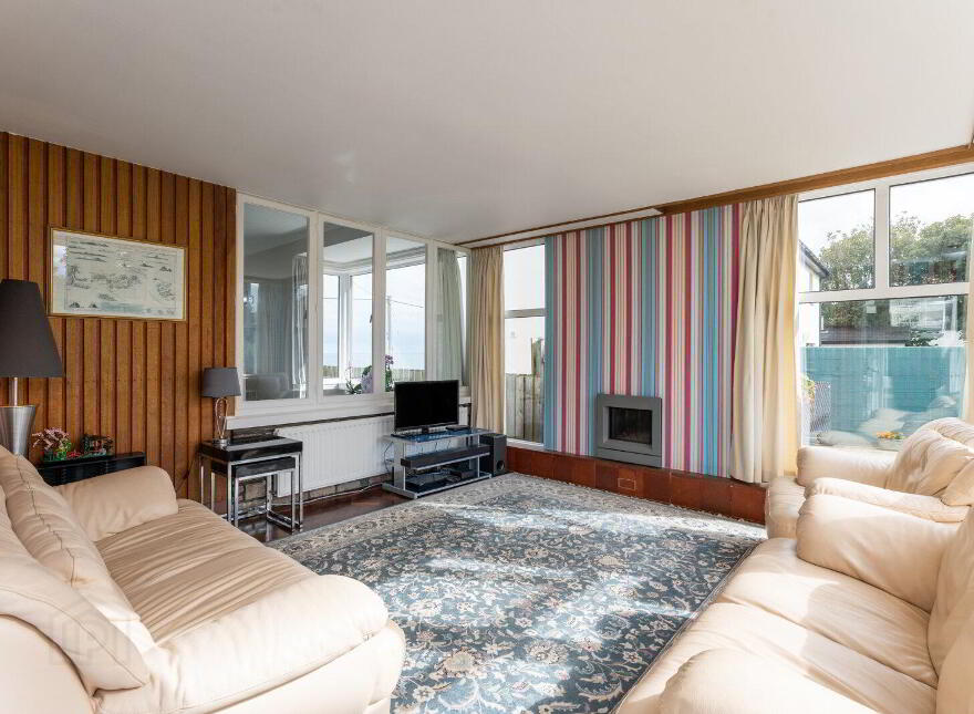 96 Warren Road, Donaghadee, BT21 0PQ